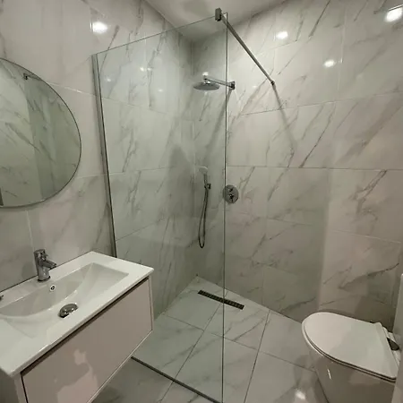 The Urban Garden Apartment Tirana
